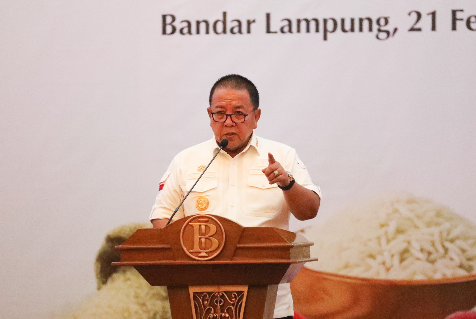 Keluarkan SE, Gubernur Arinal Minta Bupati dan Wali Kota Awasi dan Kendalikan Distribusi Gabah