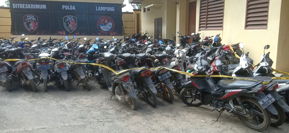 Bukan Dealer, Ini Motor Hasil Penggerebekan Sabung Ayam