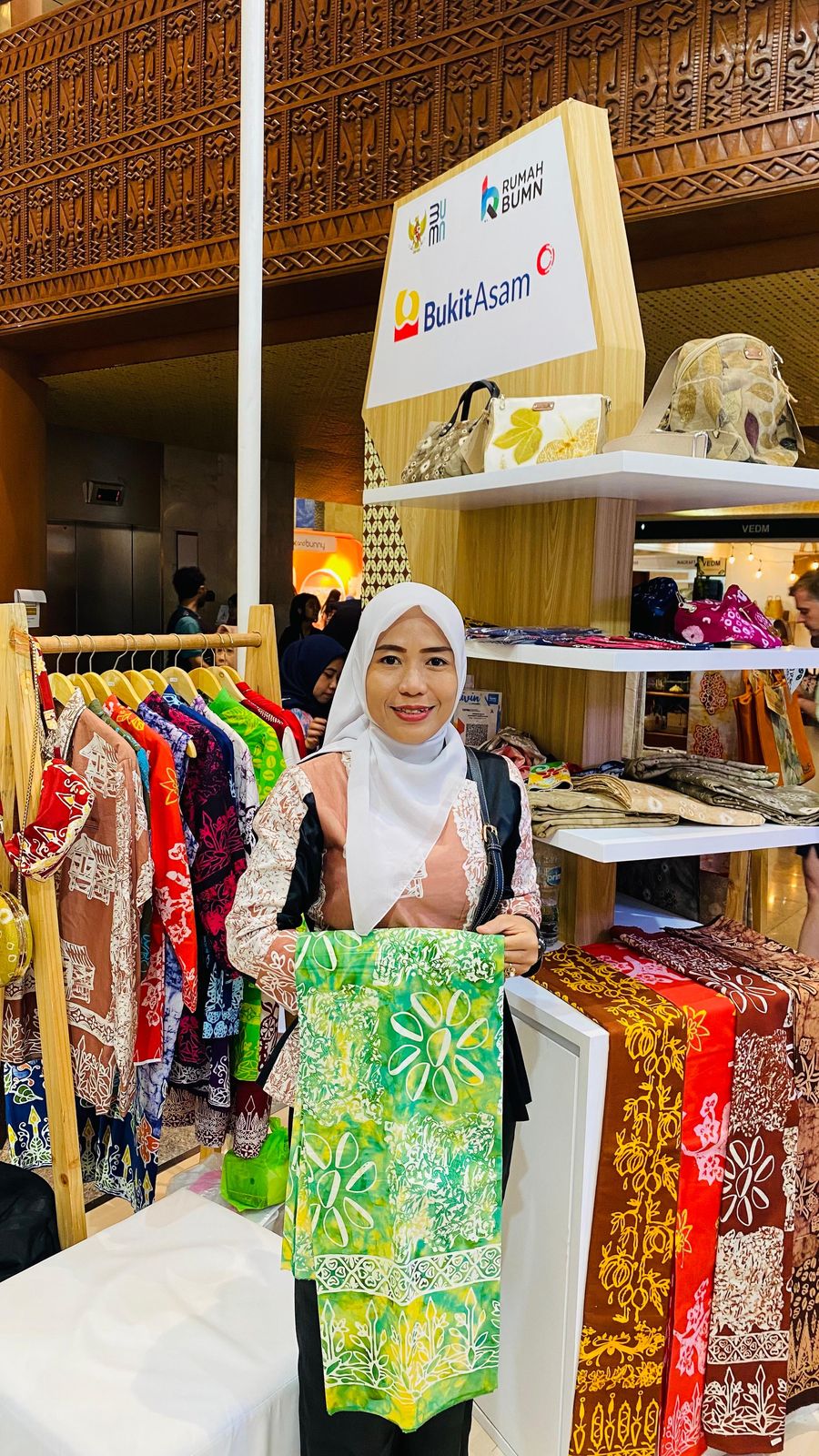 52 UMKM Binaan BUMN Hadir di INACRAFT 2025 : Dorong UMKM Naik Kelas Dan Majukan Ekonomi Kreatif Indonesia