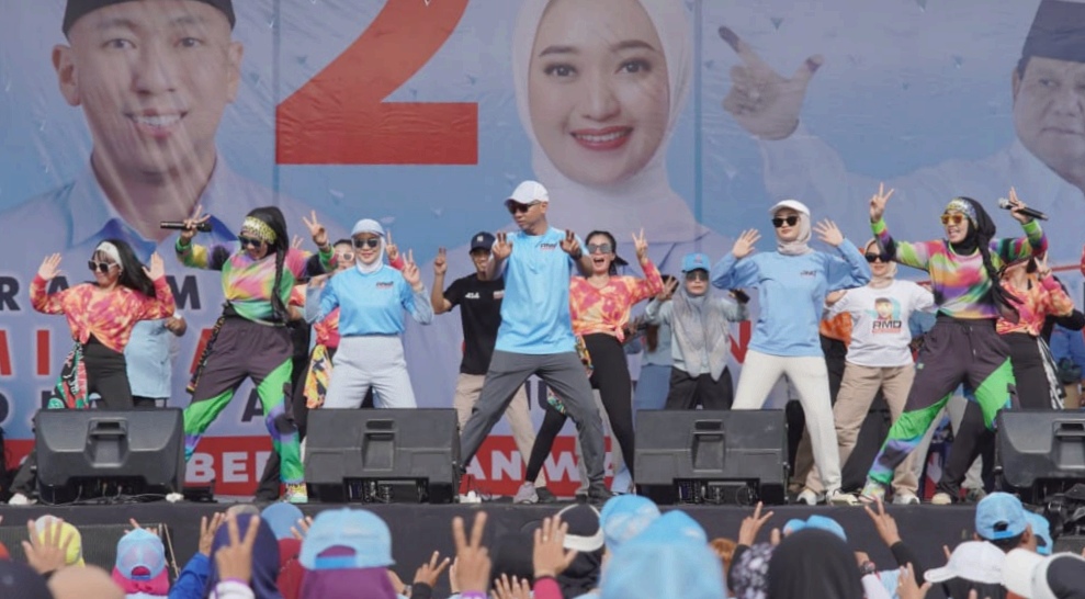 Hari Terakhir Kampanye, Mirza - Jihan Ikut Senam Bersama di Kalirejo Lampung Tengah
