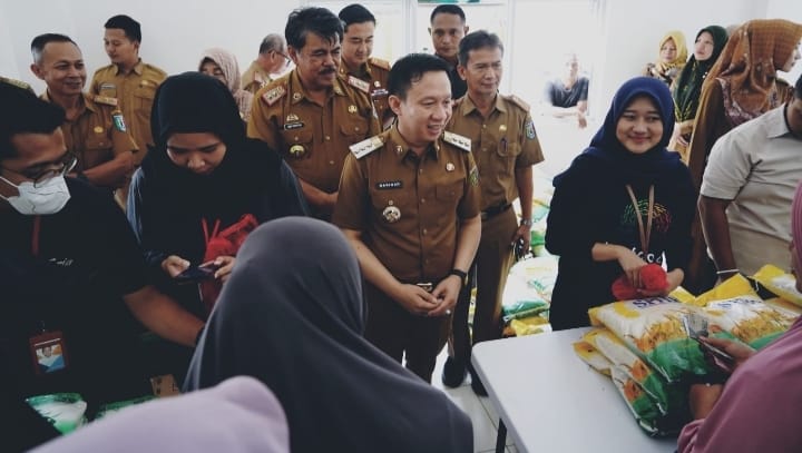 Pemkab Pringsewu Sediakan Berton-ton Beras untuk Masyarakat