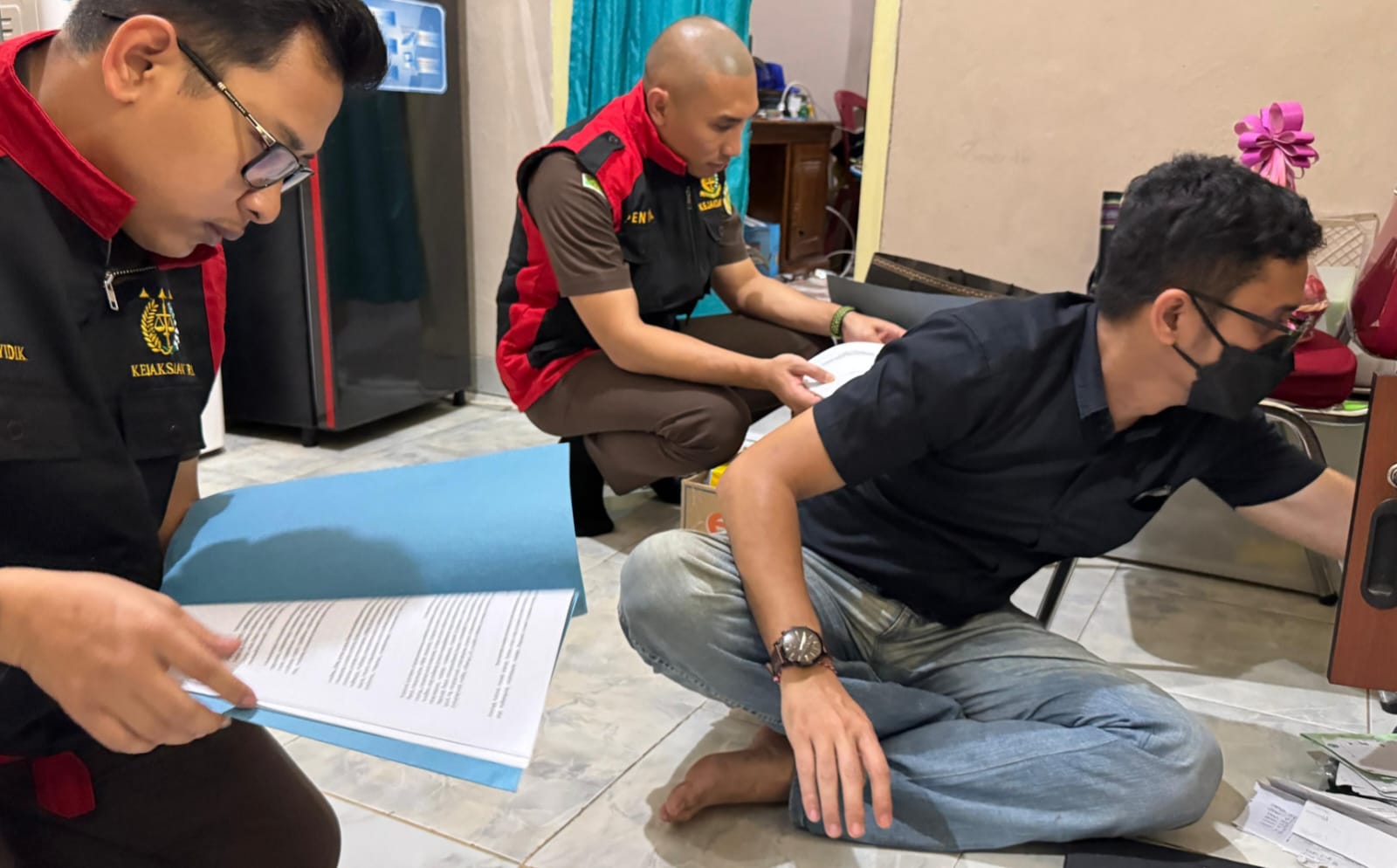 Kasus Dugaan Penyimpangan Dana Hibah LPTQ, Kejari Pringsewu Geledah Kantor dan Rumah Sekretaris Kabupaten