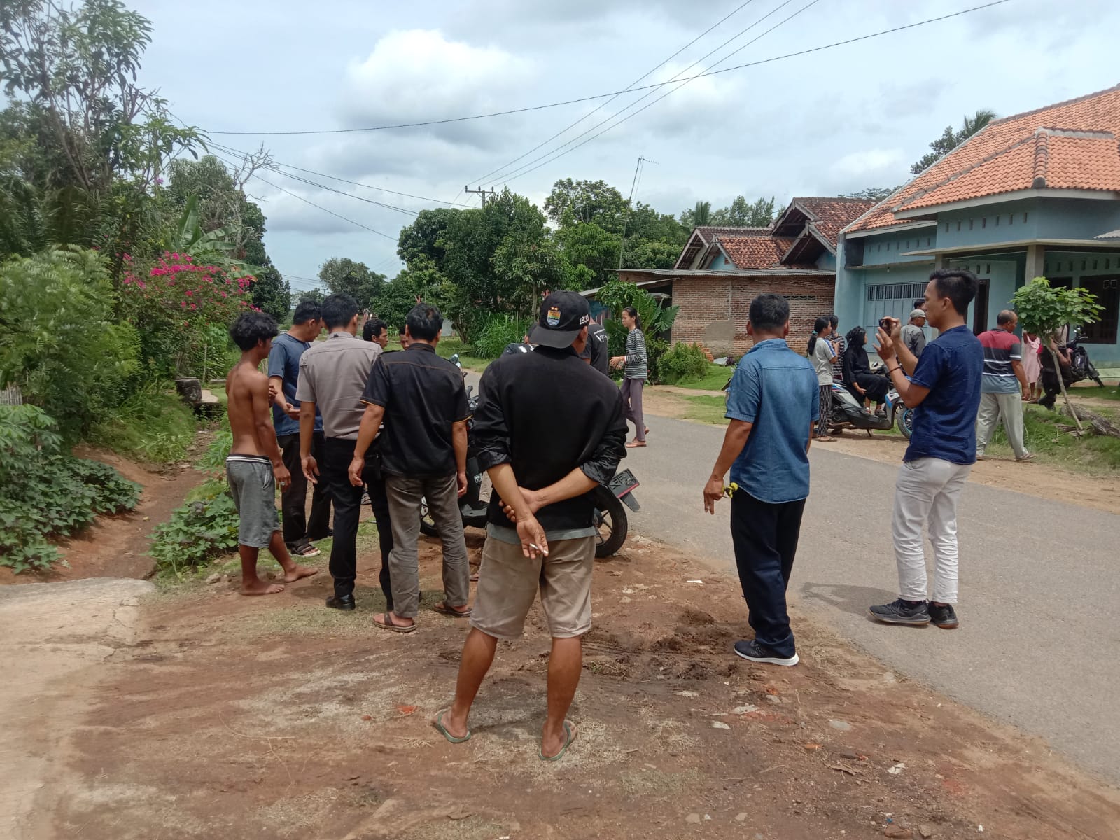 Pasal Hutang Piutang, Dua Warga Terlibat Adu Bacok