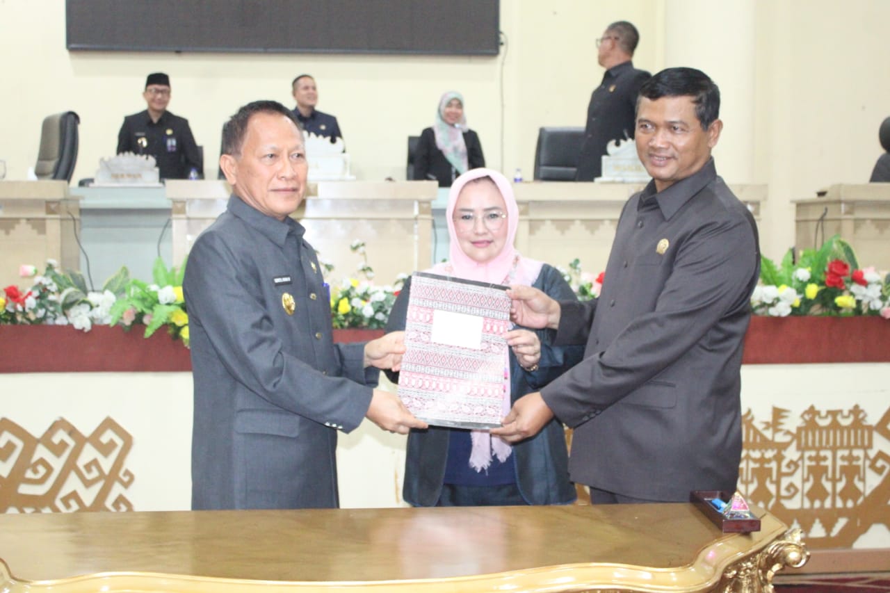 DPRD Tulang Bawang Sahkan APBD 2024, Pendapatan Diproyeksi Rp 1,3 Triliun