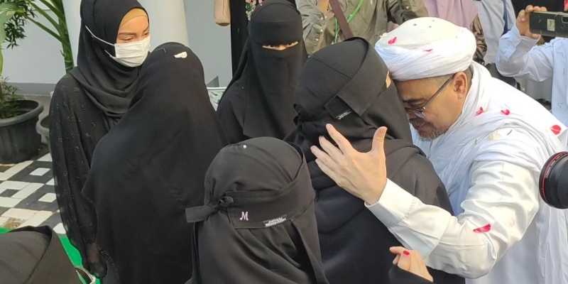 Usai Bebas, Habib Rizieq Shihab: Saya Tak Akan Khianati Umat!