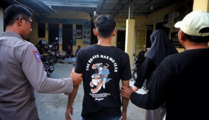 Meski Sudah Tunangan, Sepasang Kekasih Nekat Buang Bayi ke Sungai, Ternyata Motifnya
