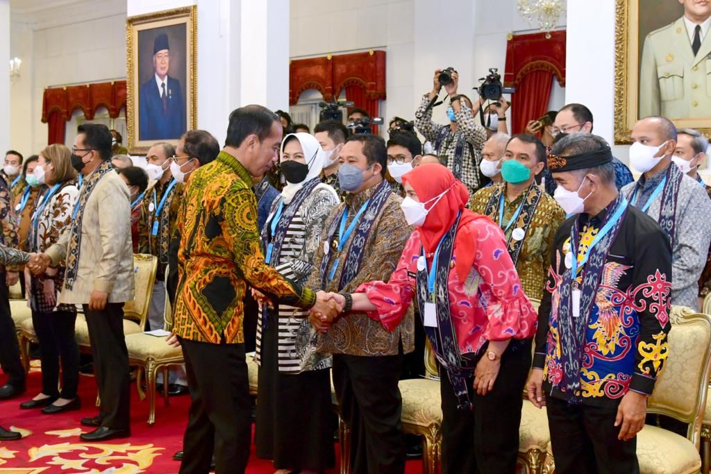 Wali Kota Bandar Lampung Eva Dwiana Hadiri Kompas 100 Ceo Forum
