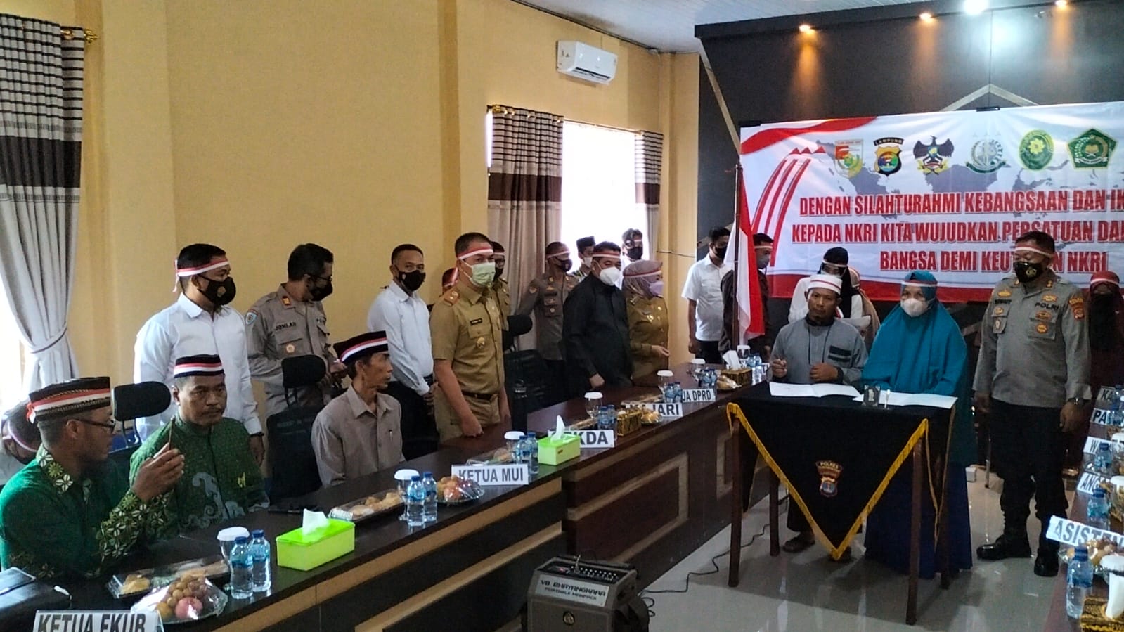 Warga Eks Khilafatul Muslimin di Tubaba Berikrar Kembali ke NKRI
