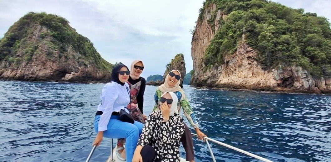 Pulau Wayang, Wisata Lampung Vibes nya Bak Phuket Thailand hingga Raja Ampat Papua Barat