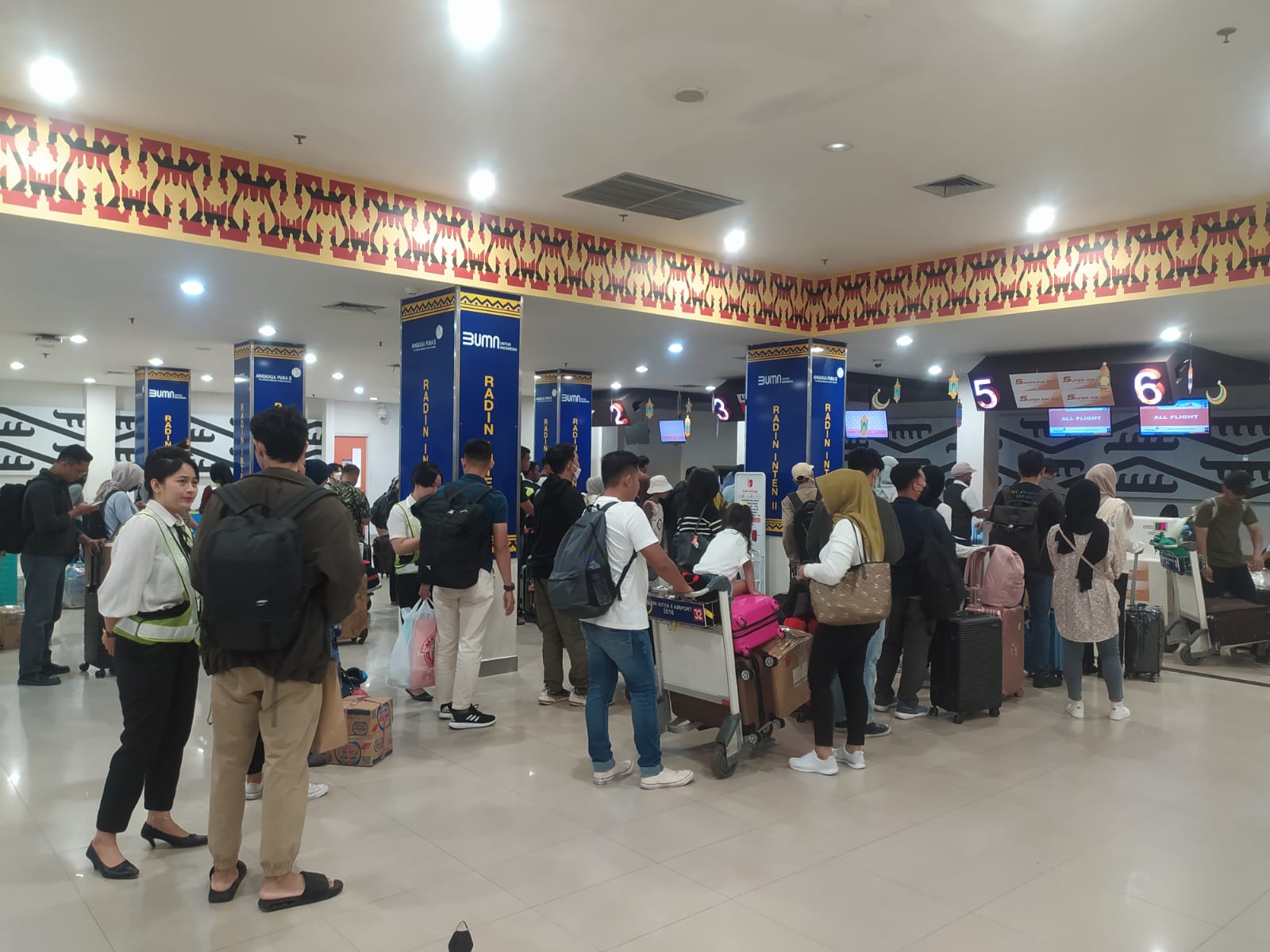 Animo Masyarakat Terhadap Transportasi Udara Tinggi, Penumpang Diminta Datang Lebih Awal