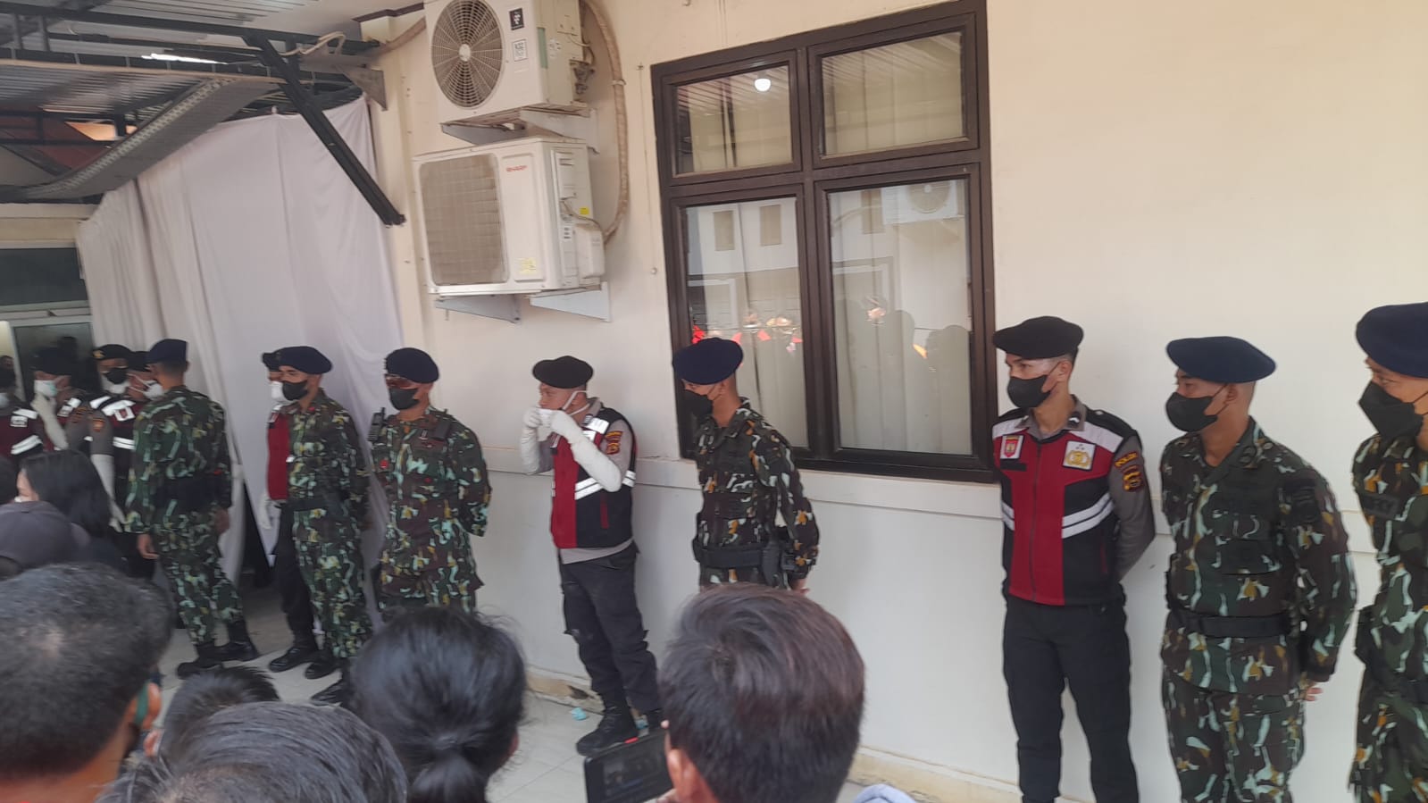 Proses Autopsi Ulang Jenazah Brigadir J Masih Berlangsung, Pihak Keluarga Sudah Utus Satu Dokter