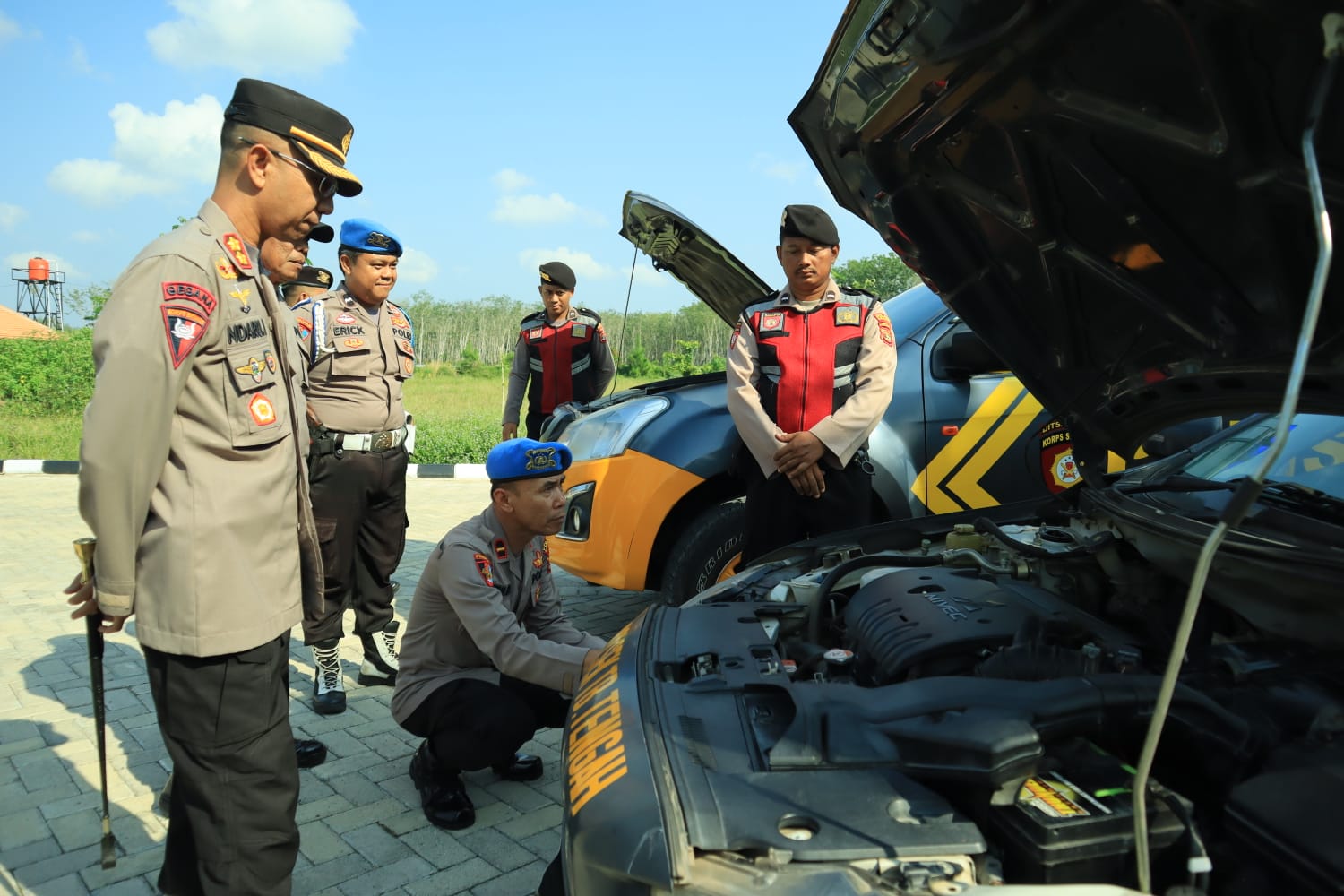 Kendaraan Dinas dan Beberapa Senpi Milik Anggota Diperiksa di Polres Tubaba, Kenapa Ya?