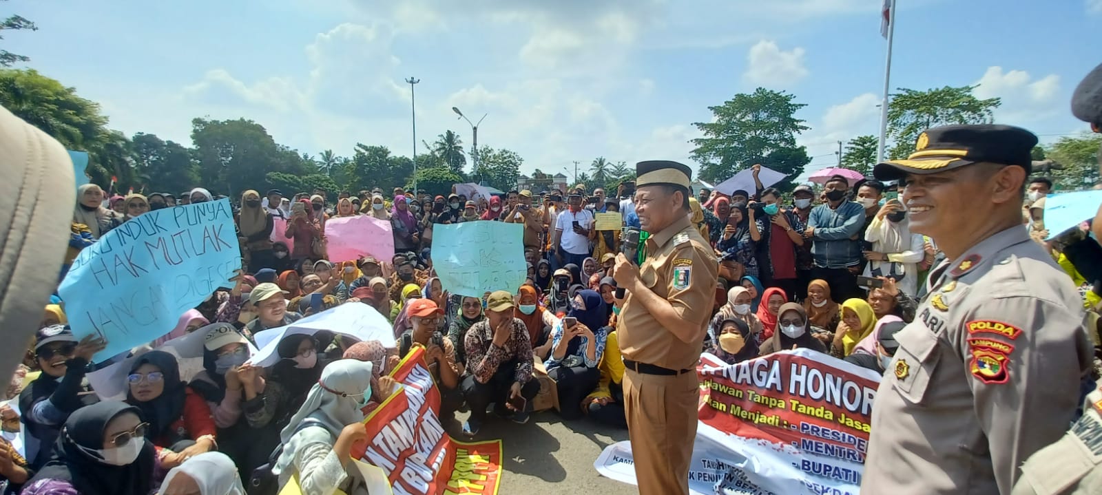 Guru Honor Lamtim Gelar Demo, Tuntut Penambahan Formasi PPPK Dan Pembayaran Insentif