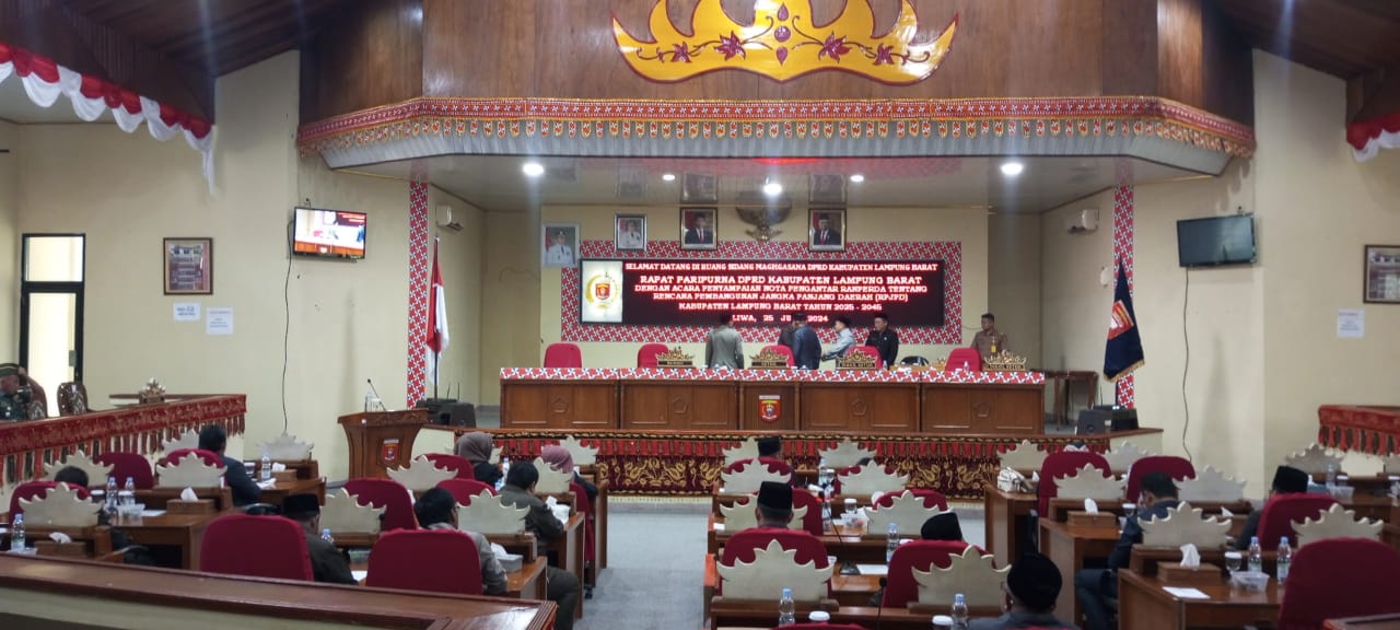 Pemkab-DPRD Lampung Barat Bahas 'Pondasi' Pembangunan Daerah untuk 20 Tahun Kedepan