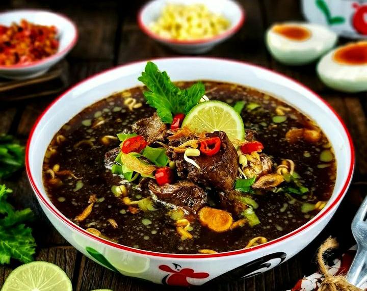 Amankan Peringkat 1, Rawon Sabet Predikat Sup Terenak di Dunia