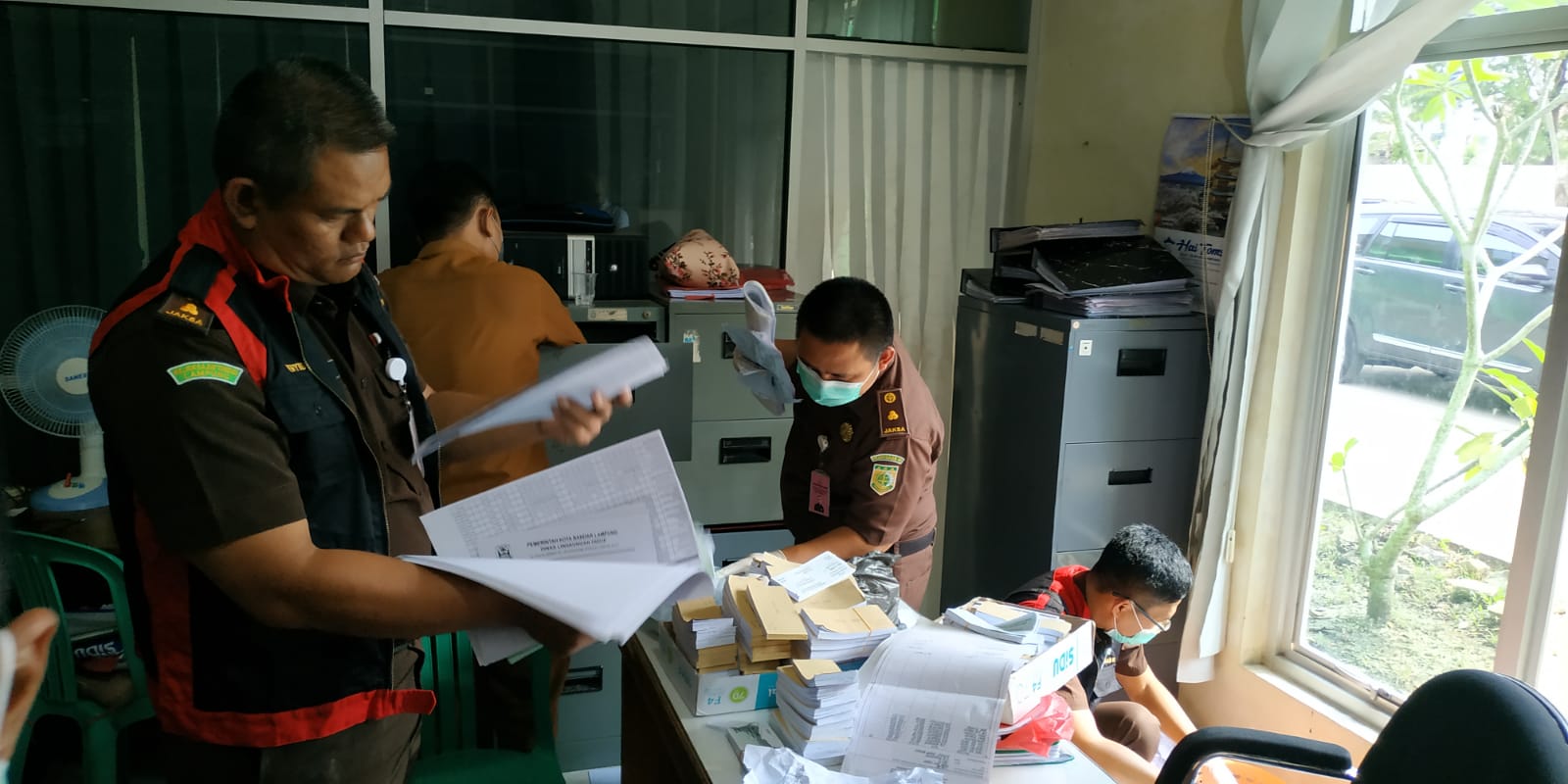 Kejati Geledah Kantor DLH