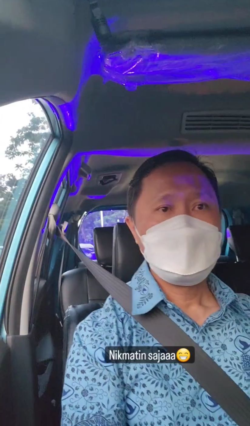 Sigit Djokosoetono : Bos Blue Bird Nyamar Jadi Supir Taksi, Pulang Kendarai Tesla