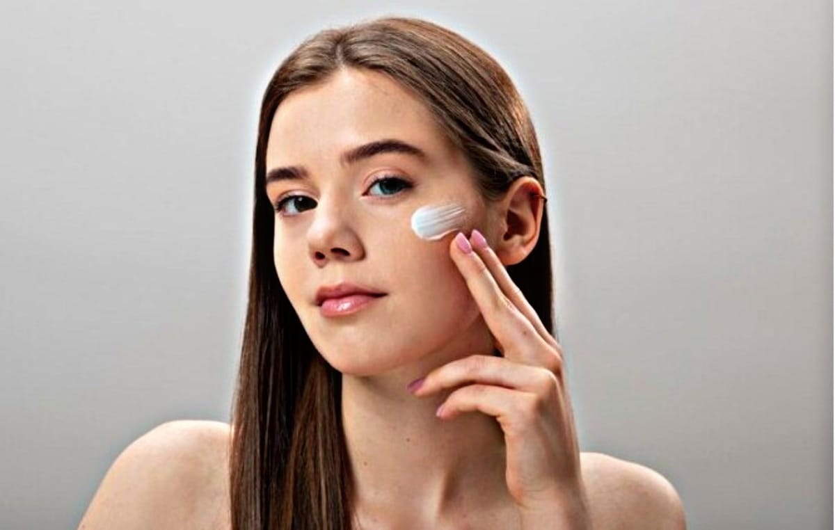 Jangan Sampai Salah! Ini Urutan Skincare Pagi dan Malam yang Benar