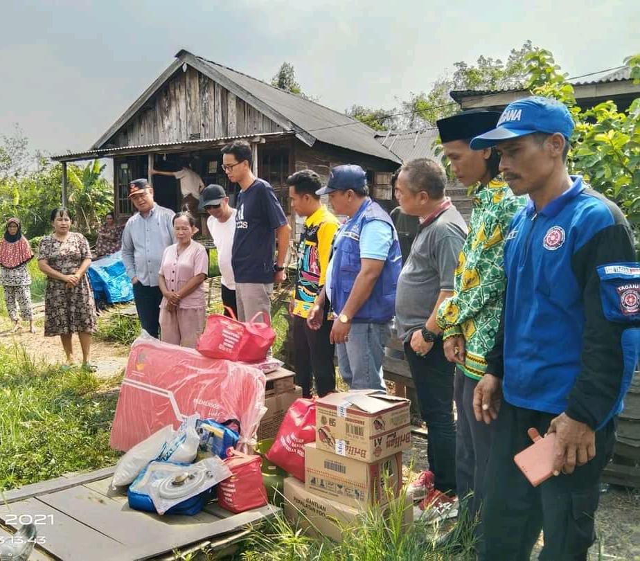 Pemda Mesuji Salurkan Bantuan ke Warga Tertimpa Musibah Kebakaran