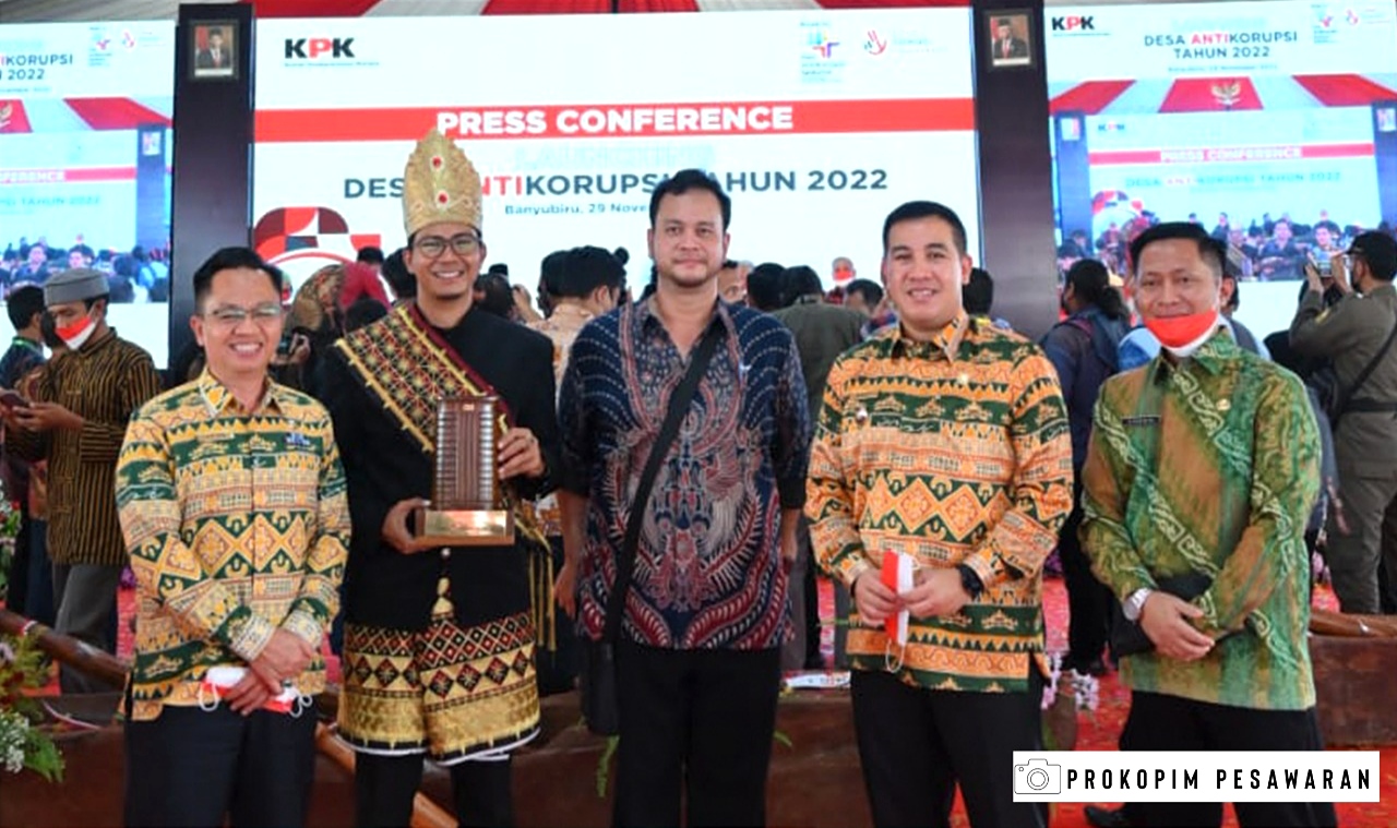 Diundang KPK, Bupati Pesawaran Terima Ini