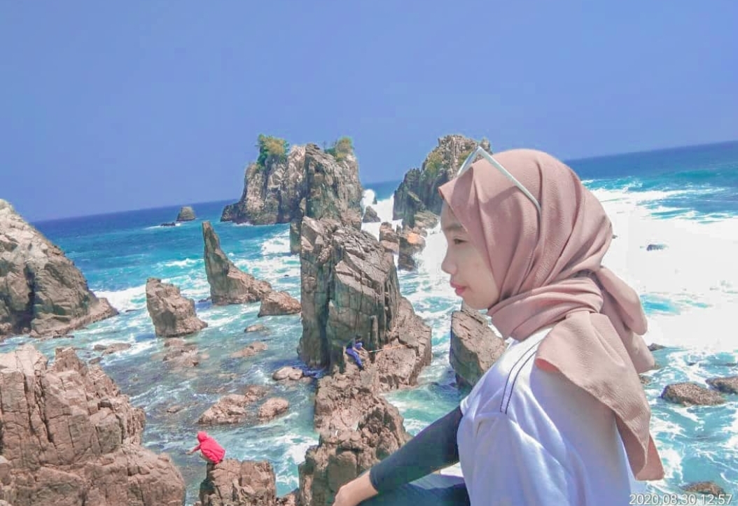 Daftar Wisata Pantai Eksotis Di Tanggamus Lampung, Manfaat Liburan Panjang Bersama Keluarga