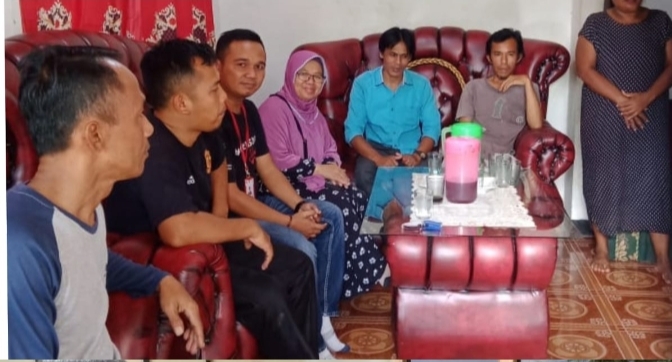 Gegerkan Warga, Seorang Wanita dengan Gangguan Kejiwaan di Pringsewu Sudah Dibawa Keluarganya