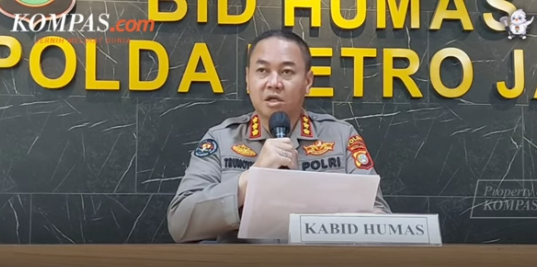 Plat Dinas Polri yang Digunakan Oknum Penganiayaan di Tol Tomang Asli? Begini faktanya