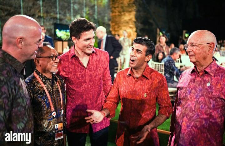 Youtuber Luar Negeri Diserang Netizen Indonesia usai Hina Pemakai Batik di KTT G20 Bali