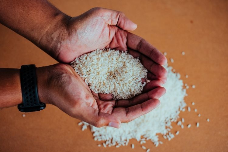 Bantuan Beras Bulog di Kampung Bandar Dalam Diduga Tidak Tepat Sasaran
