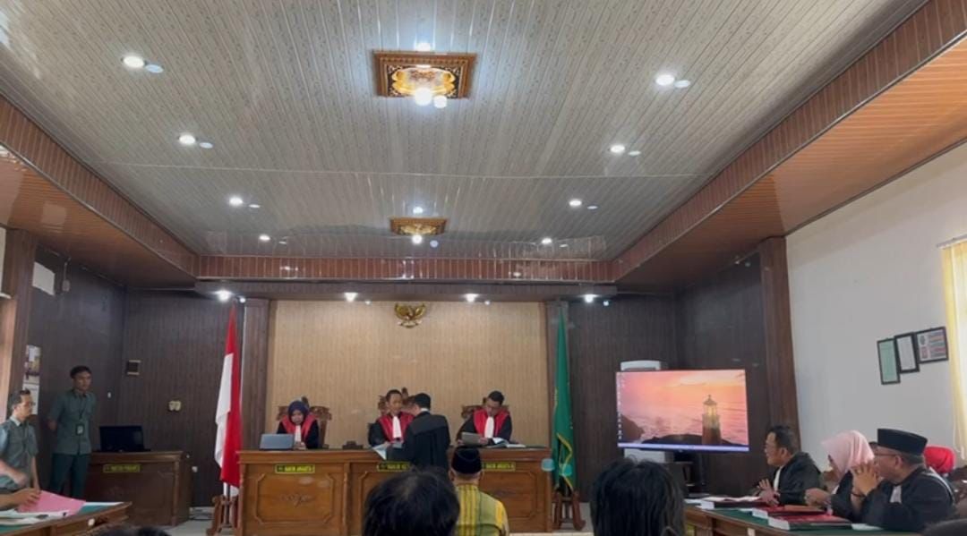 JPU Hadirkan Saksi Dalam Sidang Pertama Qomaru