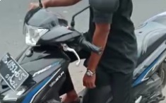 Waspada! Pria Tunjukkan Kemaluan saat Kendarai Motor Teror Remaja Wanita di Bandar Lampung