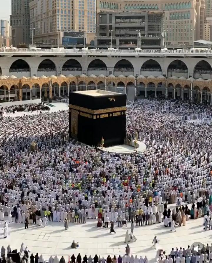 Arab Saudi Izinkan Perempuan Ibadah Haji dan Umrah Tanpa Mahram