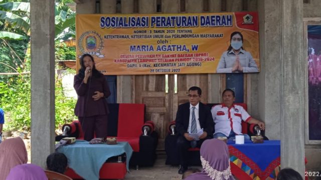 Dengan Masyarakat Desa Sumberjaya, Maria Agatha Gelar Sosperda