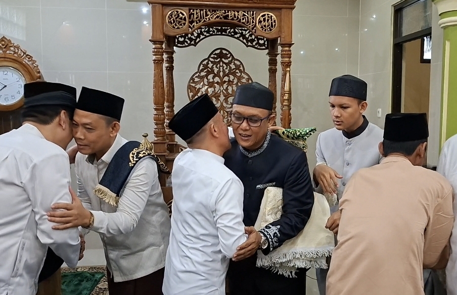 Shalat Ied di Masjid Syuhada, Bupati Ardito Undang Masyarakat Silaturahmi Ke Rumah Dinas