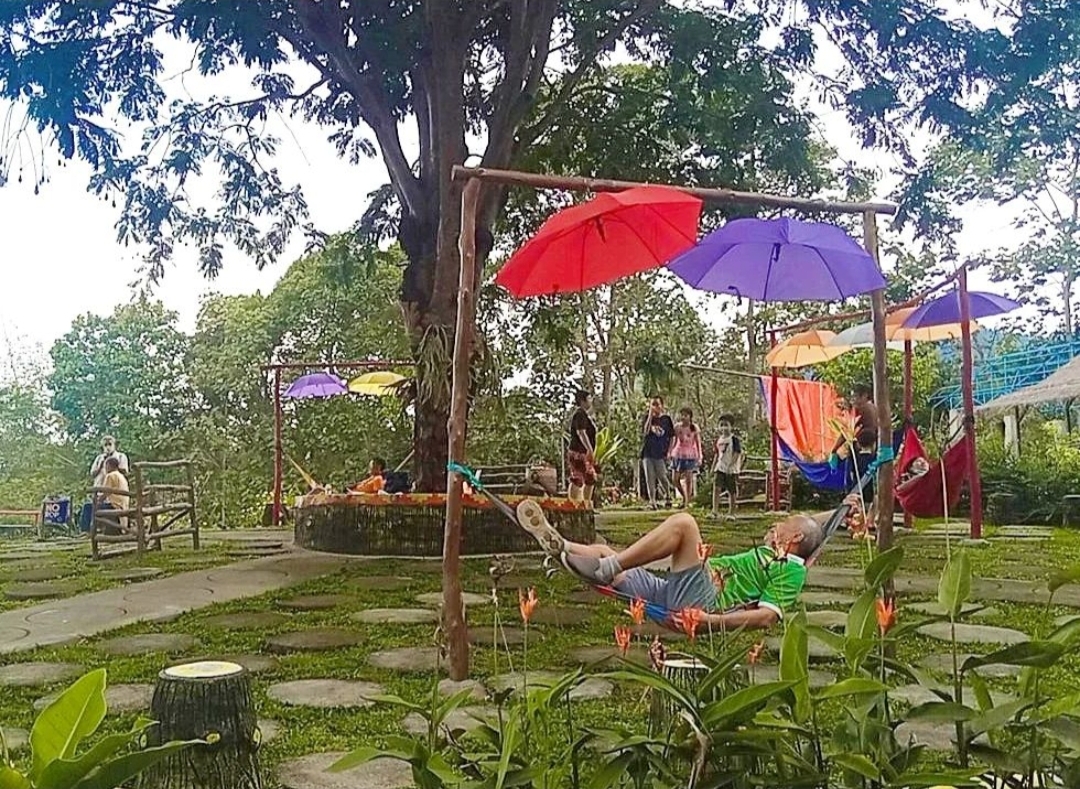 6 Rekomendasi Taman di Bandar Lampung yang Instagramable untuk Keluarga, No 2 ada Fasilitas Patung Flamingo
