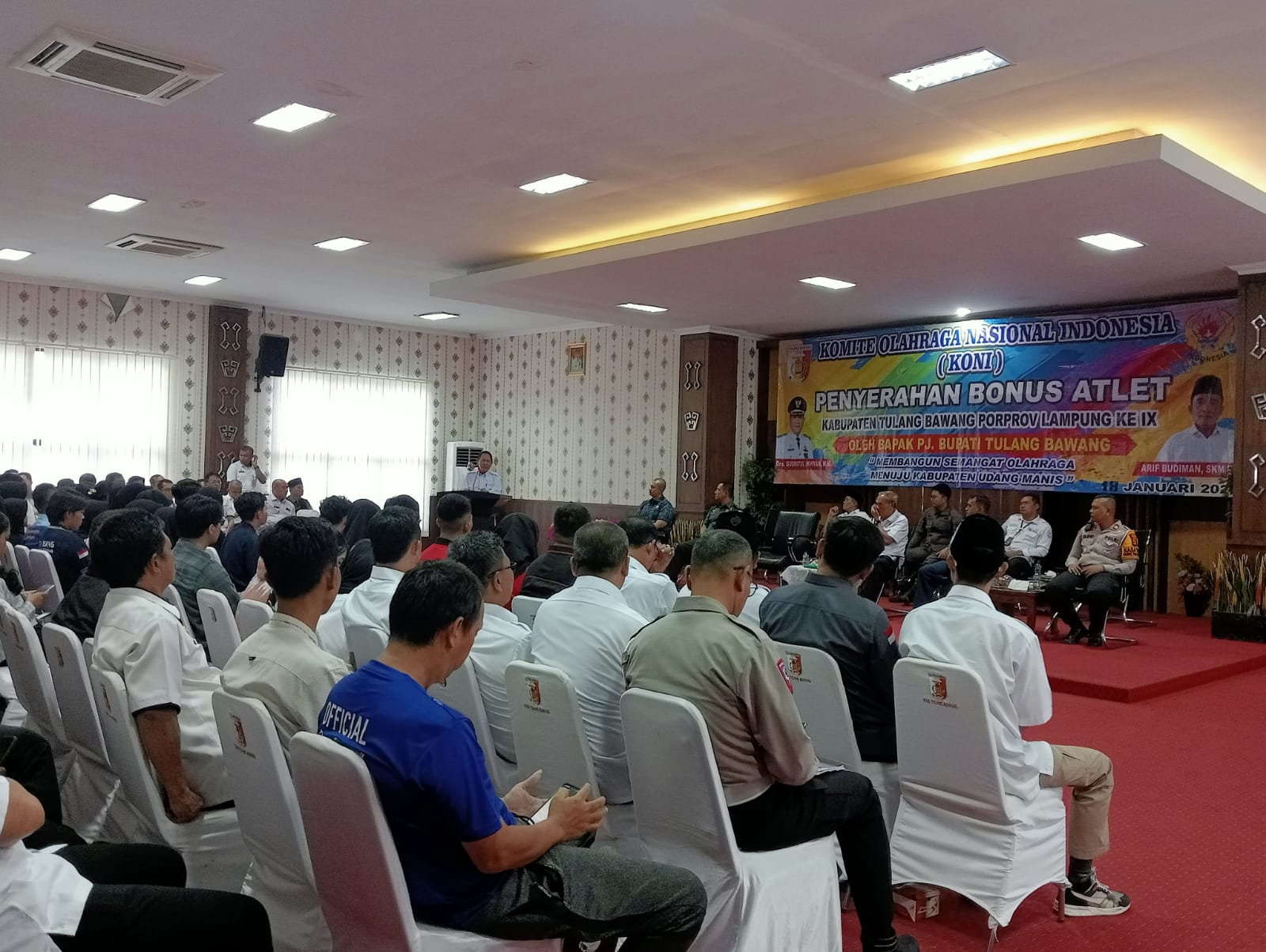 Asik, 102 Atlet Tulang Bawang Dapat Bonus dari Pj. Bupati Qudrotul Ikhwan