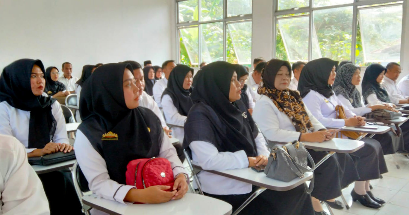 409 PPPK Jabatan Fungsional Guru di Tanggamus Tanda Tangan Perjanjian Kerja