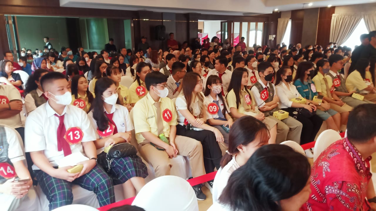 Lomba Pidato Bahasa Mandarin Terbesar di Lampung Sukses Digelar