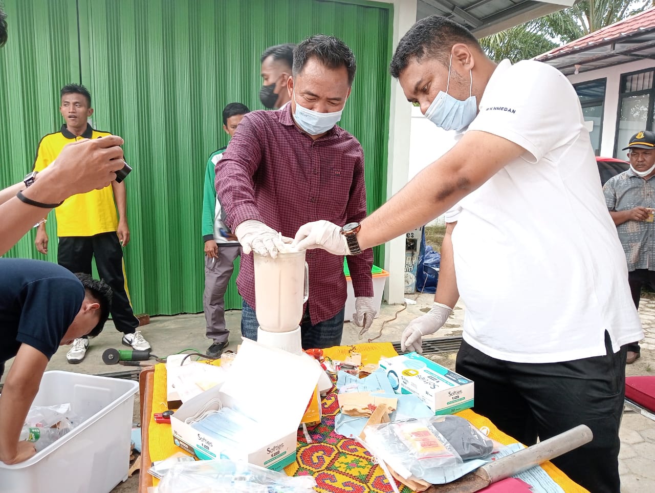 Kejari Tulang Bawang Musnahkan BB Senpi Rakitan, Narkoba Hingga Rokok Ilegal