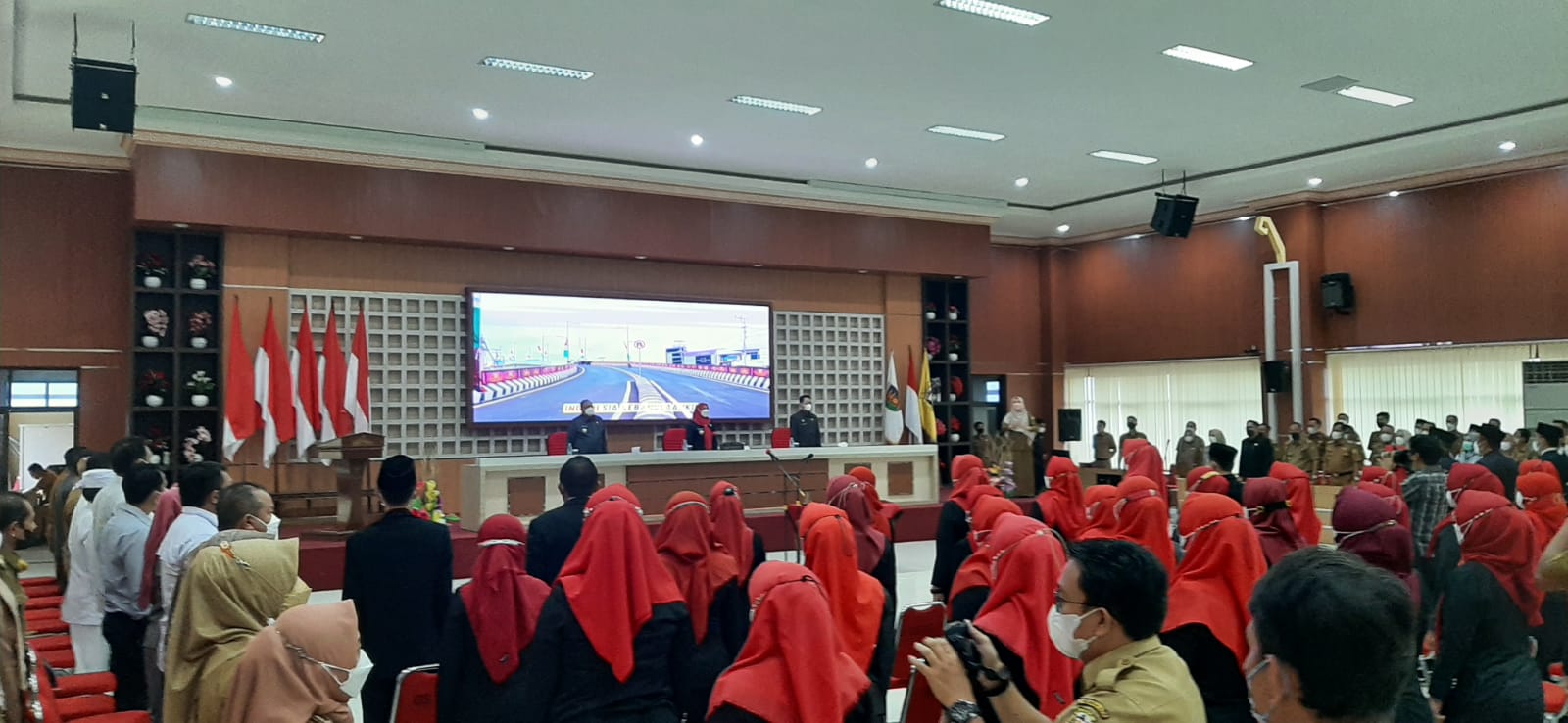 Eva Dwiana Lantik 10 Kepala UPT SMP dan 39 Kepala UPT SD, Ini Daftarnya