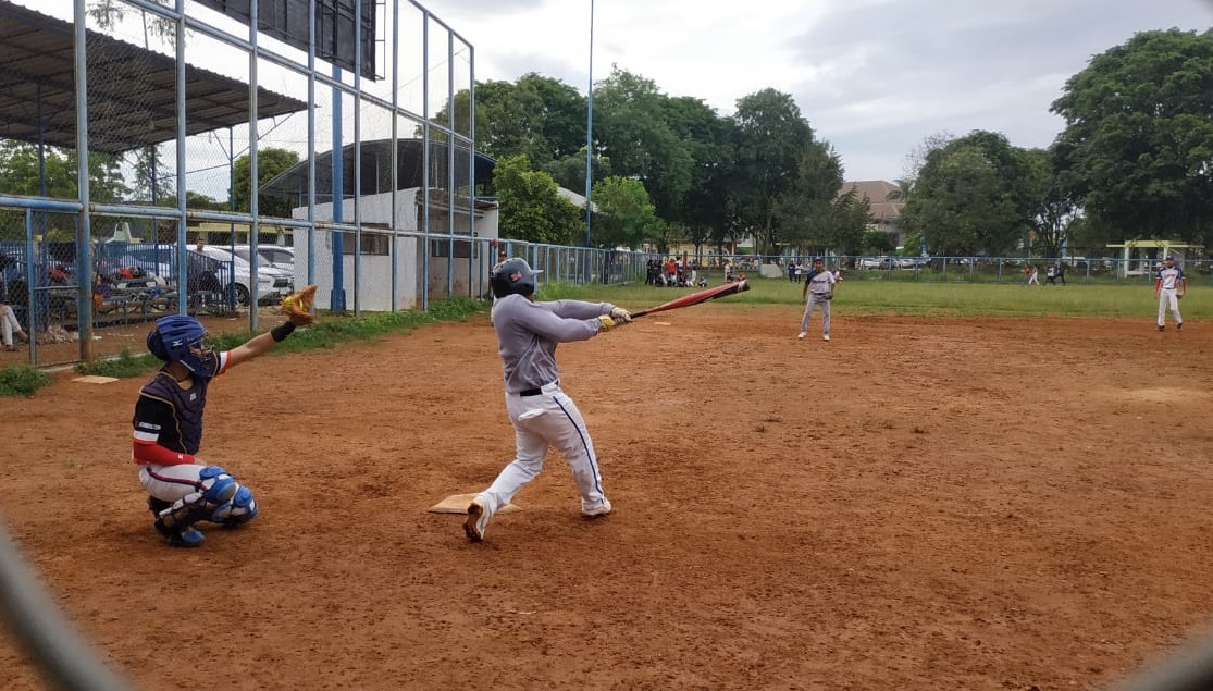 Hadapi Porprov, Tim Softball Antar Kabupaten dan Kota di Lampung Gelar Uji Coba