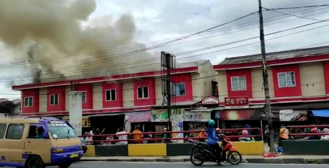Dua Ruko Terbakar di Pasar Natar Alami Kerugian Puluhan Juta