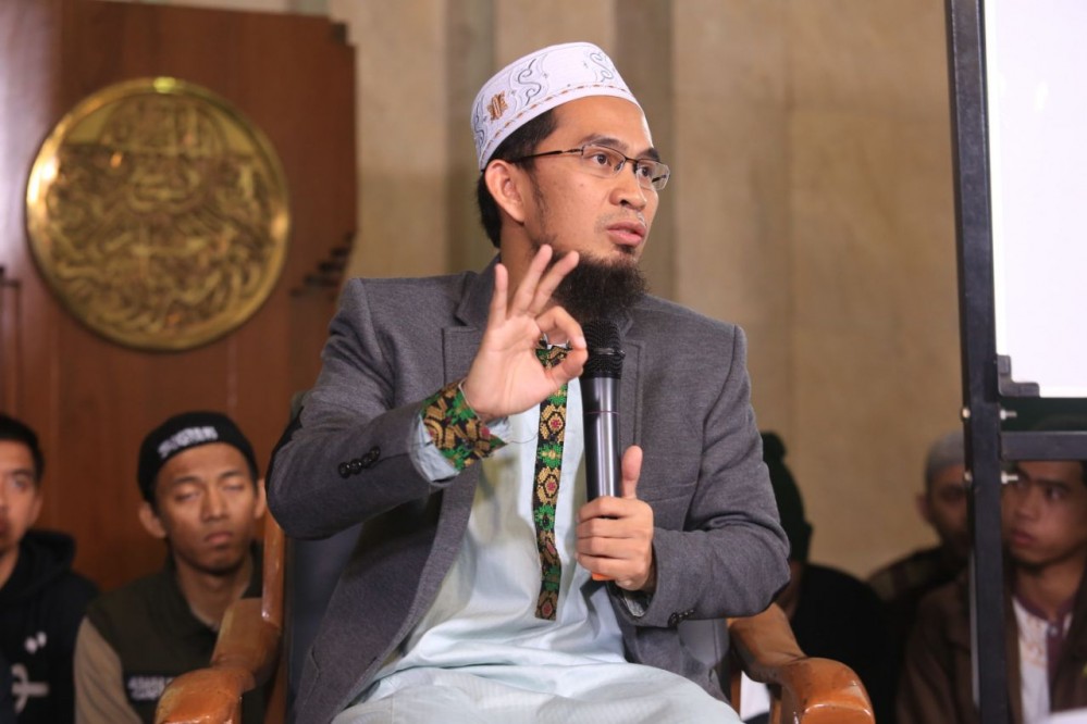 MasyaAllah, Ustadz Adi Hidayat Ajarkan Amalan Sederhana Yang Dapat Menjaga dan Menjauhkan Kita dari Keburukan