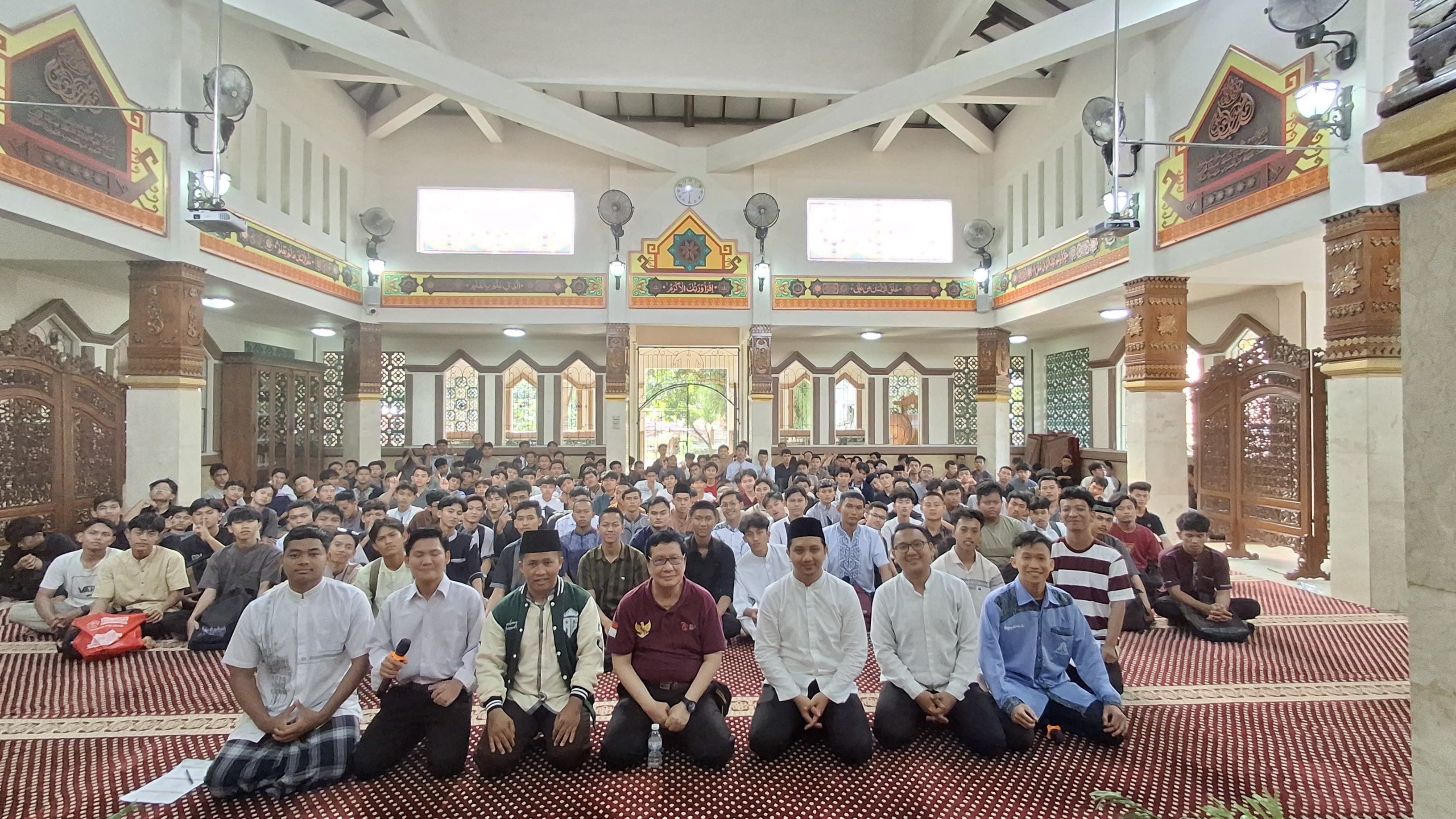 Teknokrat Ajak Mahasiswanya Memakmurkan Masjid