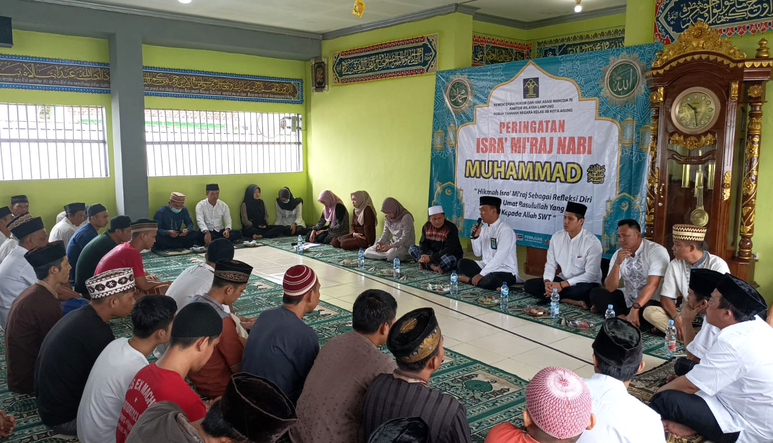 Warga Binaan Rutan Kelas IIB Kota Agung Peringati Isra Miraj