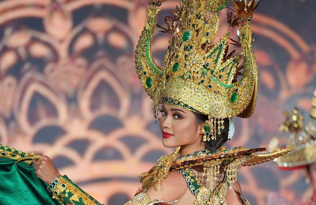 Keren Abis! Farhana Nariswari Bakal Kenakan Kostum Nuansa Lampung di Miss International
