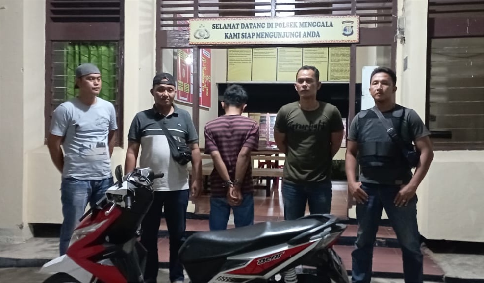 Alasan Beli Rokok, Motor Pinjaman Dibawa Kabur