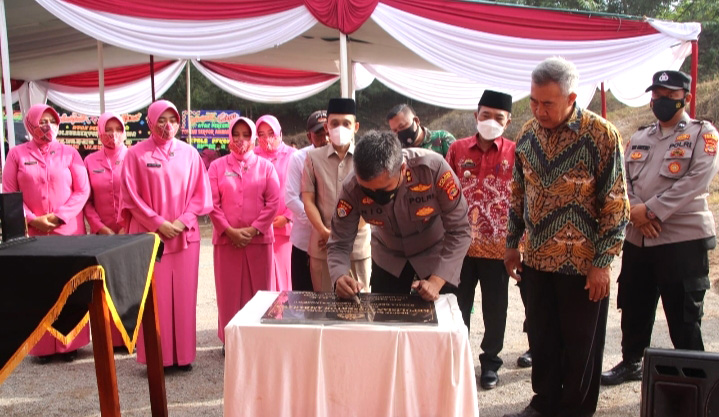 Resmikan Polsubsektor Ambarawa, Kapolres Pringsewu Sampaikan Pesan Ini