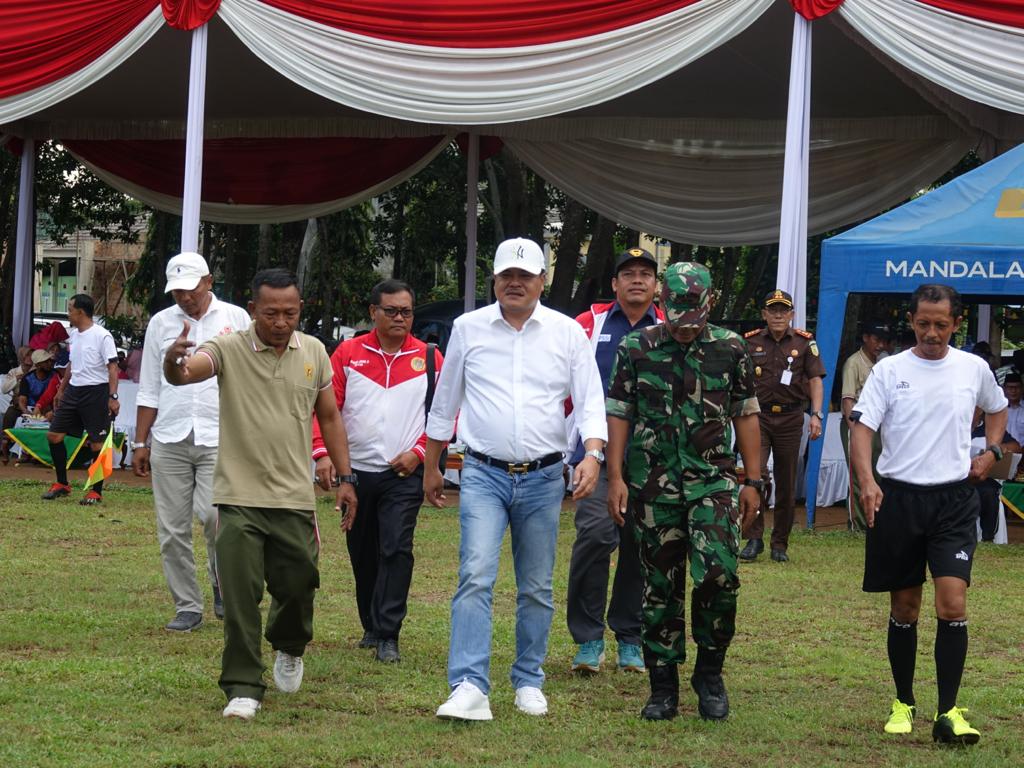 Musa Ahmad Kick Off Turnamen Liga Santri Piala KASAD Tahun 2022