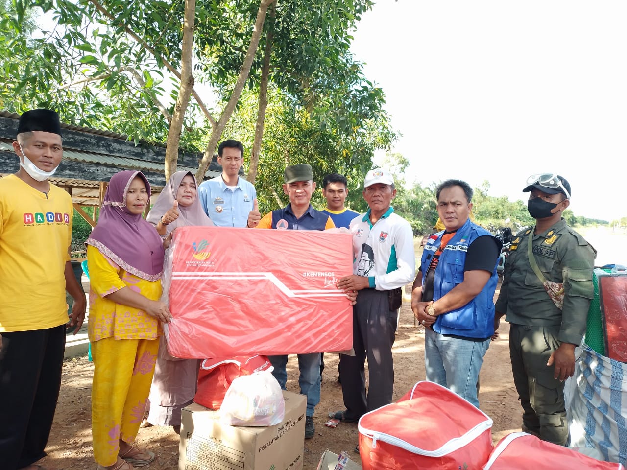 Pemkab Mesuji Berikan Bantuan Korban Banjir ROB